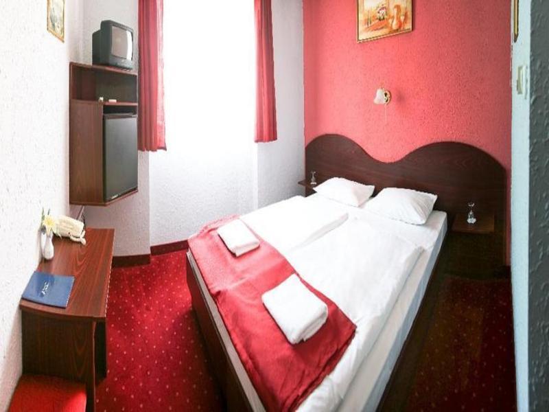Hotel Berlin Budapest Eksteriør billede
